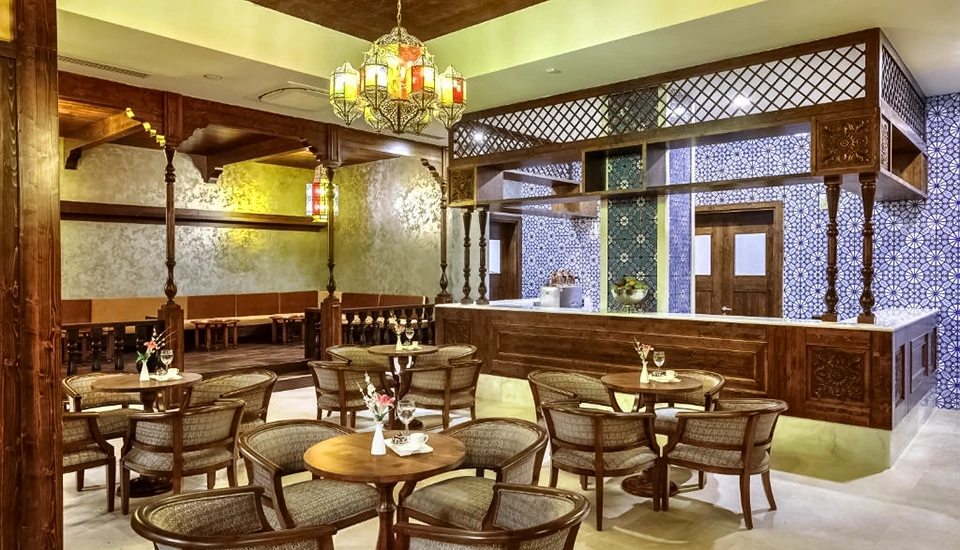 هتل سانیز افس رویال پالاس کوش آداسی